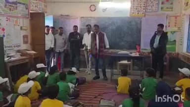 ନବରଙ୍ଗପୁର ପୋଲିସ ଷ୍ଟେସନ: ଲାଉଗୁଡା ର ବିଦ୍ୟାଳୟ କୁ ଅଚାନକ ପରିଦର୍ଶନ କଲେ ବିଧାୟକ