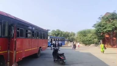 मानवत: बस प्रवासात अज्ञात चोरट्याने पँटच्या खिशातील 70 हजार केले लंपास अज्ञात चोरट्याविरोधात मानवत पोलीसात गुन्हा दाखल