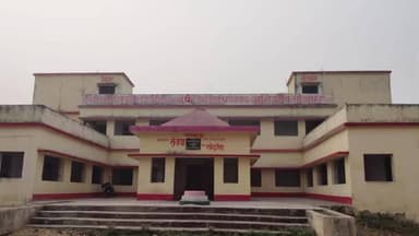 अगिआंव: सेवथा पंचायत सरकार भवन में बड़ी चोरी, अज्ञात चोरों ने लाखों की सरकारी संपत्ति ले उड़ी और भवन को किया क्षतिग्रस्त