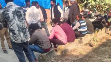 देेेवरिया: खरोंह चौराहा सड़क हादसे में युवक की दर्दनाक मौत