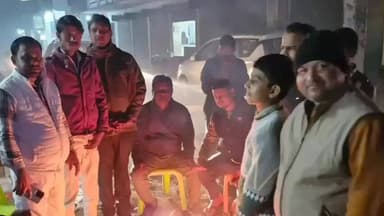 उतरौला: उतरौला के सादुल्लाह नगर सहित पूरे क्षेत्र में कड़ाके की ठंड, मुन्ना चाय वाले के लड़कों ने की पुश्तैनी पल