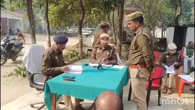 हर्रैया: कप्तानगंज थाने पर क्षेत्राधिकारी ने थाना समाधान दिवस में सुनी फरियादियों की फरियाद, मौके पर दो मामलों का किया निस्तारण