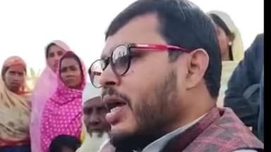 মাটিয়া: সোনাপুৰ উচ্ছেদিত ৰাইজৰ লগত মত বিনিময় কৰে এআইইউডিএফৰ প্ৰাৰ্থীত্ব প্ৰত্যাশী আব্দুল হাইয়ে