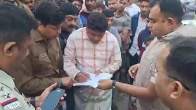 লালগোলা: NDPS আইনে এক কোটি সাত লক্ষ টাকার সম্পত্তি ফ্রিজ: লালগোলার নতুন গ্রামে পুলিশের কড়া পদক্ষেপ