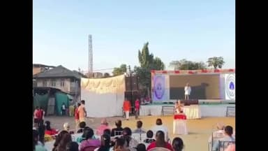 ધરમપુર: રાધાબા શ્યામલાલ સ્કૂલ ખાતે આનંદ મેળાનું આયોજન