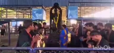 బిజినేపల్లి: నంది వడ్డేమాన్ గ్రామంలో ఘనంగా శనీశ్వర స్వామి పూజలు