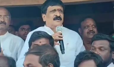 రామాయంపేట్: రామయంపేట్ రాష్ట్రాన్ని అప్పుల పాలు చేశారు మల్కాజ్గిరి మాజీ ఎమ్మెల్యే మైనాంపల్లి హనుమంతరావు ఆగ్రహం