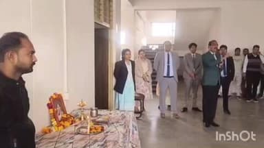 करेरा: न्यायालय करैरा में राष्ट्रीय लोक अदालत में हार पहनाकर हमेशा के लिए एक-दूजे को चुना