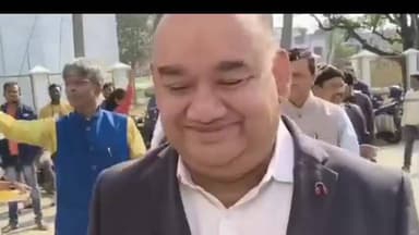 ডোমকল: ডোমকলে 'পাথ ফাইন্ডার'-এর শিক্ষা কর্মশালা পড়ুয়াদের লক্ষ্য নির্ধারণে দিশা দেখাল প্রশাসন ও শিক্ষাবিদরা