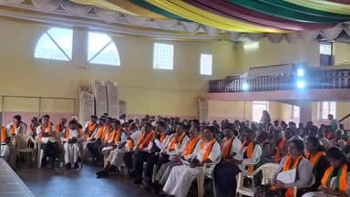 உதகமண்டலம்: உதகை நகரில் உள்ள சீனிவாச பெருமாள் மண்டபத்தில் SIR வாக்காளர் திருத்த படிவம் ஆலோசனைக் கூட்டம்