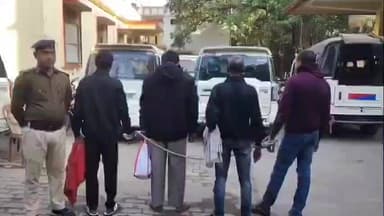 मधेपुरा: मद्य निषेध विभाग की बड़ी कार्रवाई, अवैध चुलाई शराब बरामद, तीन गिरफ्तार