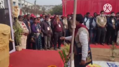 ওন্দা: ওন্দা তে ক্ষেতমজুর ও গ্রামীণ শ্রমজীবী ইউনিয়নের ৩য় জেলা সম্মেলন শুরু হল শহীদ বেদীতে মাল্যদান দিয়ে