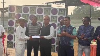 गिद्धौर: चतरा टीम का शानदार प्रदर्शन: पहले मुकाबले में पलामू को 49 रन से हराया