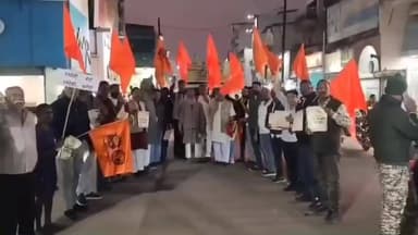 कांकेर: स्वदेशी संकल्प यात्रा रथ का कांकेर के पुराने बस स्टैंड में उत्साहपूर्वक स्वागत