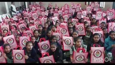 સંતરામપુર: ખેરવા ખાતે બેટી બચાવો બેટી પઢાવો અંતર્ગત સેમિનાર યોજાયો