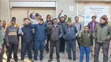 गरुड़: डंगोली में बीते 3 माह से बंद पड़े एटीएम के कारण ग्राहकों को हो रही परेशानियों के खिलाफ अब होगा आंदोलन