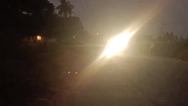 ಬಳ್ಳಾರಿ: ಬಳ್ಳಾರಿ ಜಿಲ್ಲೆಯಲ್ಲಿ ನಸುಕಿನ ಮಂಜು, 10 ಡಿಗ್ರಿ ಸೆಲ್ಸಿಯಸ್ ತಾಪಮಾನ ದಾಖಲು