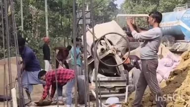 भंडरिया: भंडरिया के अंडा महुआ में वीर शहीद नीलाम्बर-पीताम्बर खरवार की 25 फीट ऊंची प्रतिमा का निर्माण शुरू