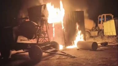 जिंतूर: शहरातील ईदगाह मैदानातील अलमारीला लागली भीषण आग