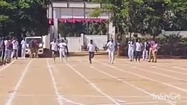 ಚಿಕ್ಕಮಗಳೂರು: ಕೆಲಸದ ಒತ್ತಡ ಮರೆತು ಕ್ರೀಡೆಯಲ್ಲಿ ಪಾಲ್ಗೊಂಡ ಪೊಲೀಸರು.! ಡಿಎಆರ್ ಮೈದಾನದಲ್ಲಿ ಪೊಲೀಸರ ಕೀಡಾಕೂಟ.!