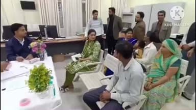 देवास: जिला न्यायालय में नेशनल लोक अदालत के तहत तीन परिवारों के बीच कराई गई सुलह