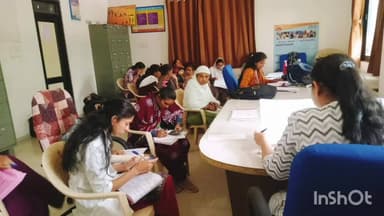 દેત્રોજ રામપુરા: વટવામાં આરોગ્ય કેન્દ્ર ખાતે આરોગ્ય વિભાગના અધિકારીઓ દ્વારા યોજાઈ બેઠક