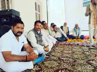 माकड़ोन: अखिल भारतीय क्षत्रिय महासभा के राष्ट्रीय अध्यक्ष सुरेंद्र सिंह तोमर तराना पहुंचे, बैठक में हुए शामिल