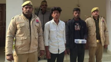 शाहगंज: खुटहन पुलिस ने मोबाइल चोरी का किया खुलासा, दो आरोपियों को किया गिरफ्तार