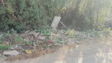 विजयराघवगढ़: खिरवा नं. 2 में हैंडपंप बना शोपीस, ग्रामीण बूंद-बूंद पानी को तरसे