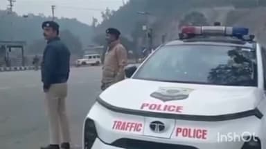 जवाली: ज्वाली में ट्रैफिक पुलिस ने विशेष अभियान चलाया, सड़क सुरक्षा को दी प्राथमिकता