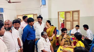 திருப்போரூர்: கேளம்பாக்கம் பகுதியில் நடைபெற்ற நலம் காக்கும் ஸ்டாலின் மருத்துவ முகாமினை சட்டமன்ற உறுப்பினர் எஸ்.எஸ்.பாலாஜி துவங்கி வைத்தார்