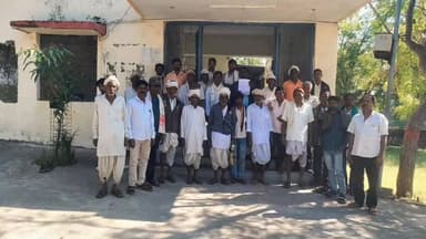 गांगड़तलाई: छालकतलाई गांव के ग्रामीणों ने कम मुआवजे के विरोध में सौंपा ज्ञापन