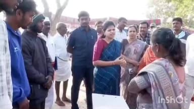 వేలేరు: వేలేరు మండలం జిల్లా ప్రజా పరిషత్ ఉన్నత పాఠశాల, మండల పరిషత్ సెకండరీ పాఠశాల నందు గల పోలింగ్ సరళీని కలెక్టర్ పరిశీలించారు