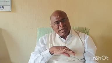 చిగురుమామిడి: రాజకీయాలలో ప్రజా సేవకులు కనుమరుగై డబ్బున్న వారు తెరమీదకి వస్తున్నారని సిపిఐ జాతీయ కార్యవర్గ సభ్యుడు, మాజీ ఎమ్మెల్యే చాడ