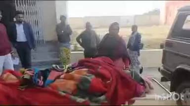 कामडारा: बानपुर मोड़ के पास बाइक से गिरकर जख्मी हुए व्यक्ति की घर पर मौत, पुलिस ने शव को गुमला भेजा