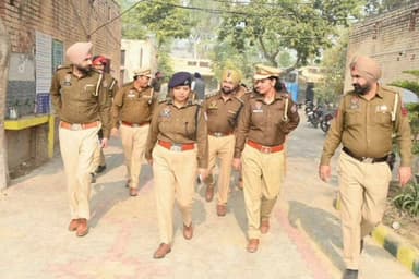 ਰਾਮਪੁਰਾ ਫੂਲ: ਪਿੰਡ ਹਮੀਰਗੜ ਵਿਖੇ ਚੋਣਾਂ ਨੂੰ ਲੈਕੇ ਅਮਨੀਤ ਕੌਂਡਲ ਨੇ ਸੁਰੱਖਿਆ ਸੰਬੰਧੀ ਜਾਇਜਾ ਲਿਆ