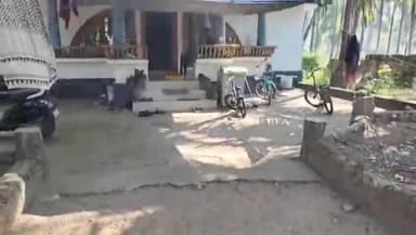 കണ്ണൂർ: പയ്യന്നൂർ പുഞ്ചക്കാട് BJP നേതാവിൻ്റെ വീട്ടു വരാന്തയിൽ റീത്ത് വച്ചു