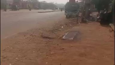 जयपुर: #जनसमस्या? विद्याधर नगर विधानसभा क्षेत्र के वार्ड 23 में में रोड पर कट पर ना तो स्ट्रीट लाइट है और ना ही कोई साइन बोर्ड।