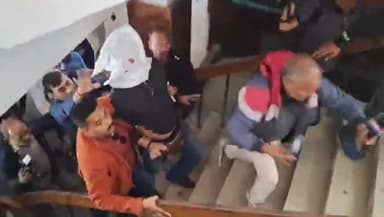 কলকাতা: যুবভারতী-কাণ্ডে মূল অভিযুক্ত শতদ্রু দত্তকে ১৪ দিনের পুলিশ হেফাজতের নির্দেশ বিধাননগর মহকুমা আদালতের