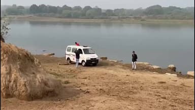 विजयराघवगढ़: कटनी: विजयराघवगढ़ थाना क्षेत्र के सिंघनपुर गांव में महानदी के गुंडेहा घाट पर मिला एक युवक का शव