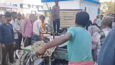 পূর্বস্থলী ১: উত্তর শ্রীরামপুর এলাকায় বালি বোঝায় লরির ধাক্কায় মৃত্যু এক সাইকেল আরোহীর