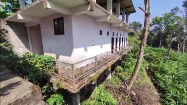 ഇടുക്കി: കട്ടപ്പന പുളിയൻമലയിൽ നിർമാണം നിലച്ച വിശ്രമകേന്ദ്രം സാമൂഹിക വിരുദ്ധരുടെ കേന്ദ്രം, പ്രതിസന്ധിയിൽ നാട്ടുകാർ #localissue