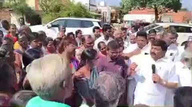 ராசிபுரம்: வேலம்பாளையத்தில் ரூ.37 லட்சம் மதிப்பீட்டில் இரண்டு மேல்நிலை நீர்த்தேக்க தொட்டி அமைக்கும் பணியை எம்.பி ராஜேஷ்குமார் தொடங்கி வைத்தார்