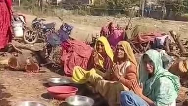 सुठालिया: लखनवास मंडी में संत रामपाल महाराज के सत्संग प्रवचन हुए, टीवी पर प्रवचन सुनकर साधकों ने ली दीक्षा