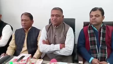 खटीमा: तुषार शर्मा हत्याकांड में आरोपियों की तत्काल गिरफ्तारी पर बीजेपी कार्यकर्ताओं ने की प्रेस कॉन्फ्रेंस