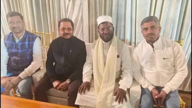 चौपारण: मौलाना हेलाल अख्तर ने पूर्व राज्यसभा सांसद धीरज प्रसाद साहू से मुलाकात की, जनहित के मुद्दों पर हुई चर्चा