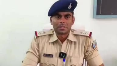 सगमा: सगमा में बिना हेलमेट बाइक चलाने वालों पर सख्त कार्रवाई, 25 मोटरसाइकिलें जब्त