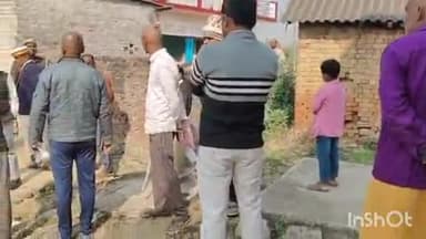 धनघटा: मंडलायुक्त के निर्देश पर तहसीलदार बैडडवा गांव पहुंचे, सार्वजनिक रास्ते पर अतिक्रमण की की गई जांच