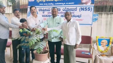 ಹುಲಸೂರ: ವಿದ್ಯಾರ್ಥಿಗಳು ಸಾಮಾಜಿಕ ಮತ್ತು ನಾಗರಿಕ ಜವಾಬ್ದಾರಿ ಪ್ರಜ್ಞೆ ಬೆಳೆಸಿಕೊಳ್ಳಬೇಕು; ಗಡಿಗೌಂಡಗಾವನಲ್ಲಿ ತಹಶೀಲ್ದಾರ ಶಿವಾನಂದ ಮೇತ್ರೆ ಸಲಹೆ