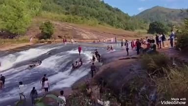 ଲକ୍ଷ୍ମୀପୁର: ପୁଞ୍ଜିସିଲରେ ପର୍ଯ୍ୟଟକଙ୍କ ପ୍ରବଳ ଭିଡ, ମଜା ନେଉଛନ୍ତି ରାଜ୍ଯ ତଥା ରାଜ୍ଯ ବାହାରୁ ପର୍ଯ୍ୟଟକ, ମନ ମୋହୁଛି ପୁଞ୍ଜିସିଲ